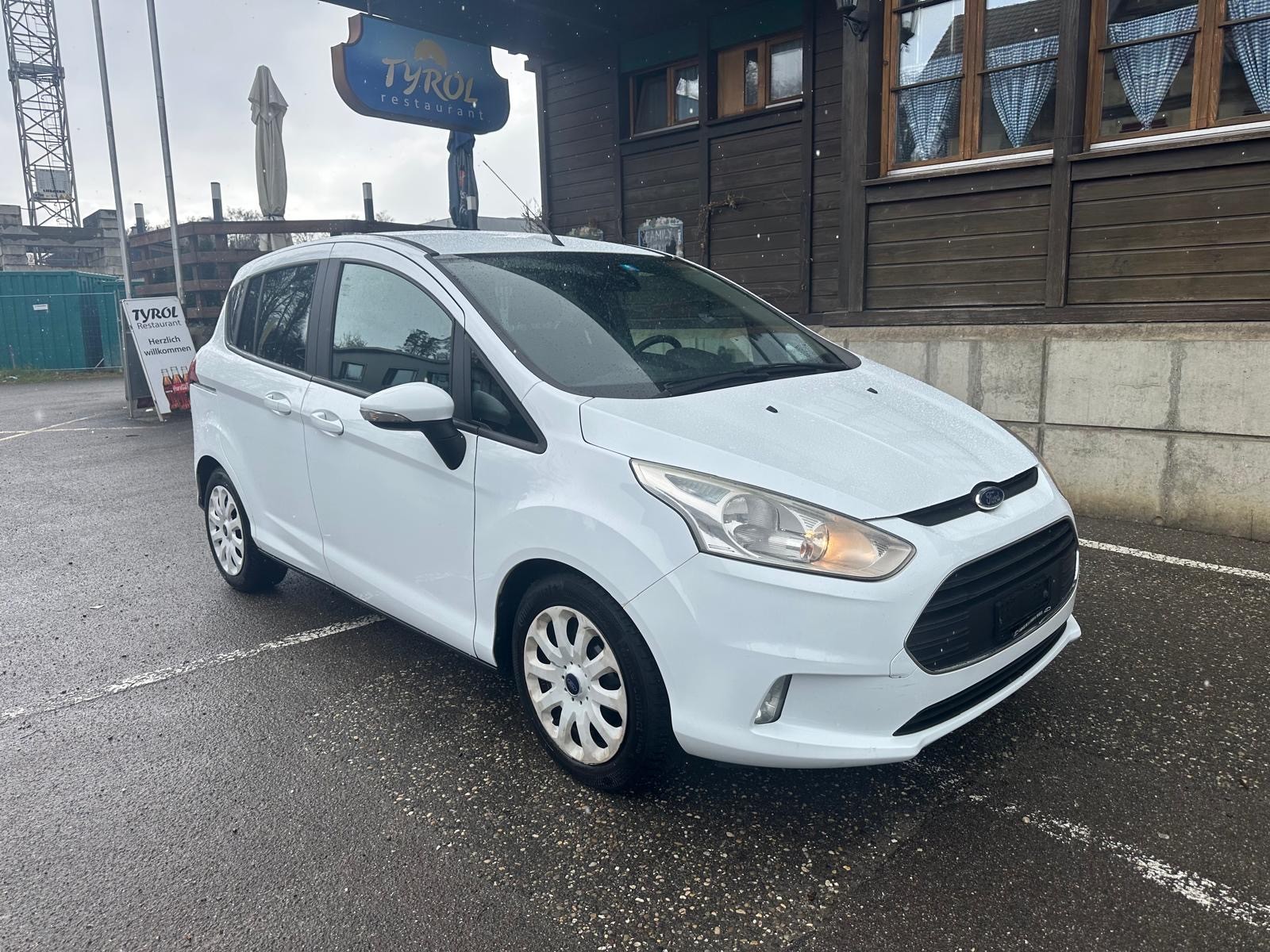 FORD B-Max 1.0 SCTi Trend-image-0
