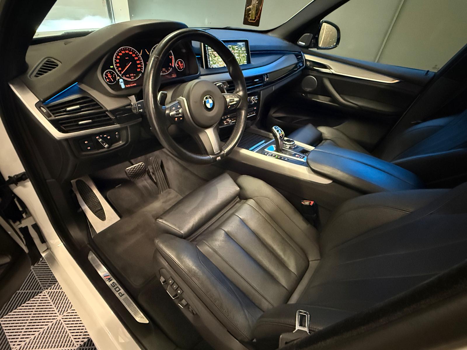 BMW X5 xDrive M50d Steptronic-image-1