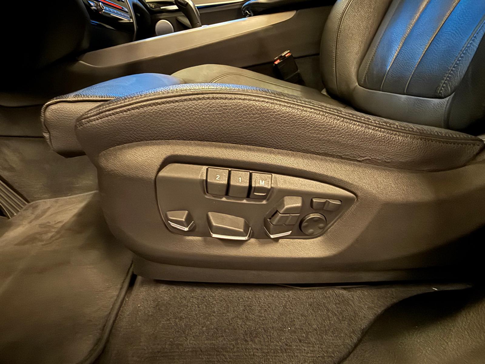 BMW X5 xDrive M50d Steptronic-image-24