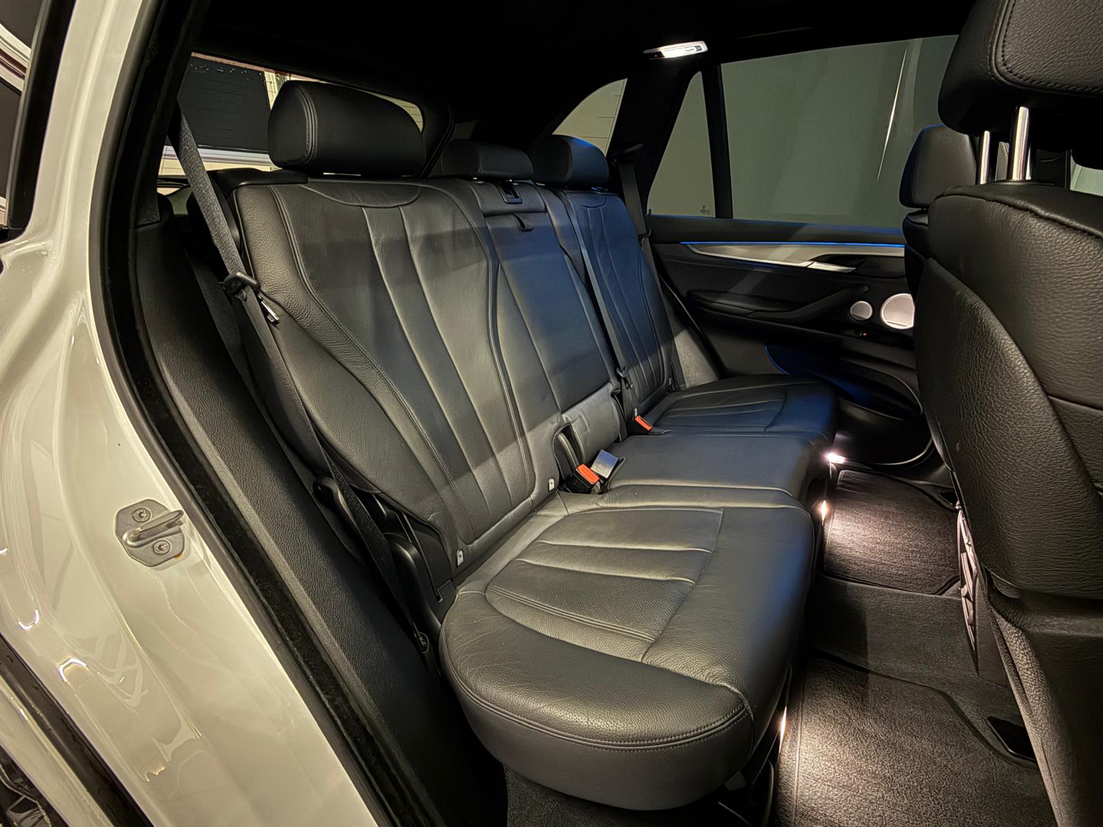 BMW X5 xDrive M50d Steptronic-image-11