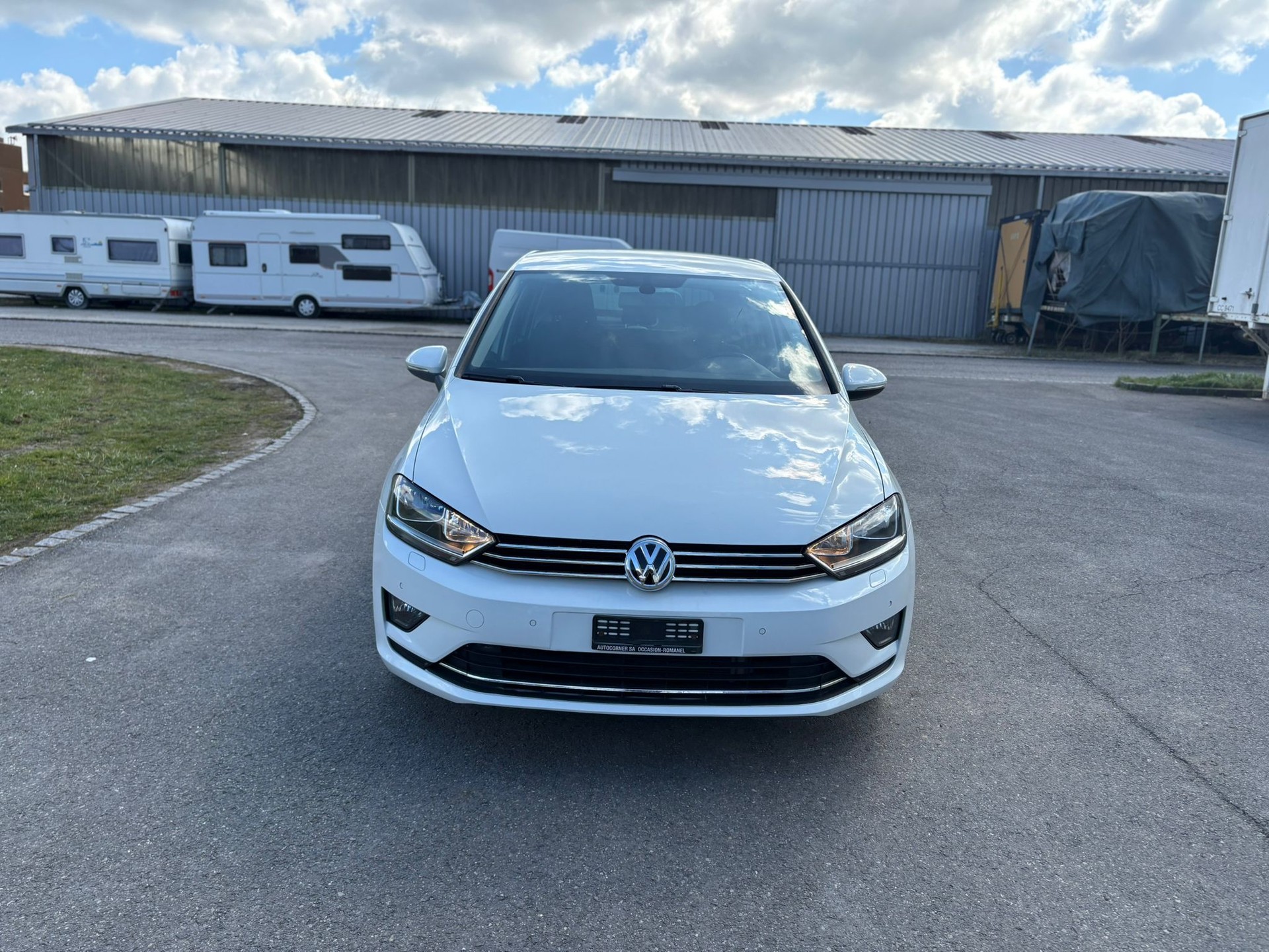 VW Golf Sportsvan 1.4 TSI Lounge DSG-image-9