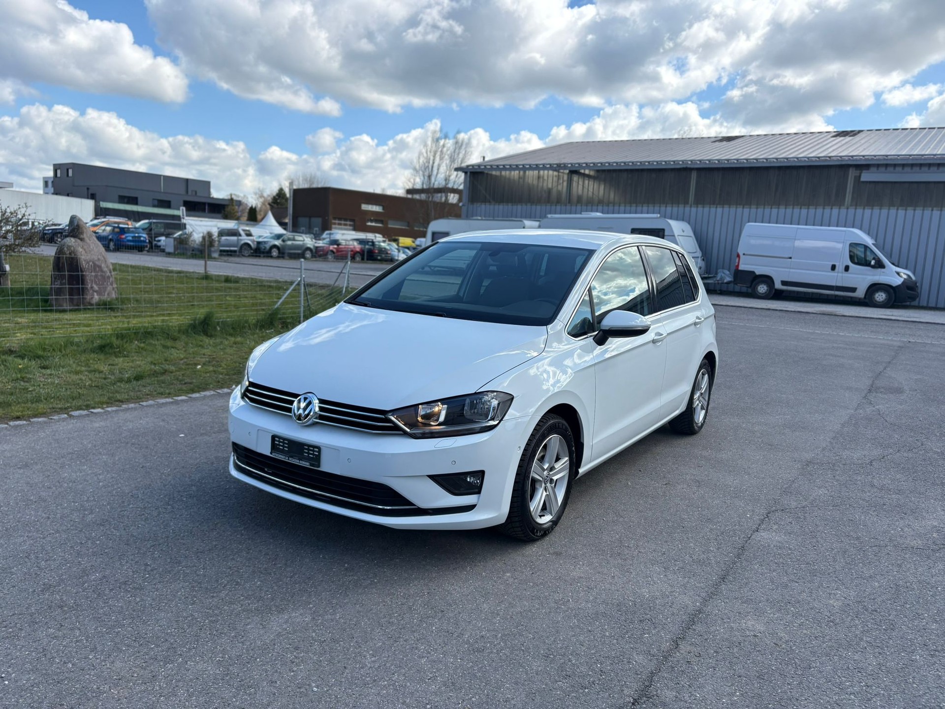 VW Golf Sportsvan 1.4 TSI Lounge DSG-image-1