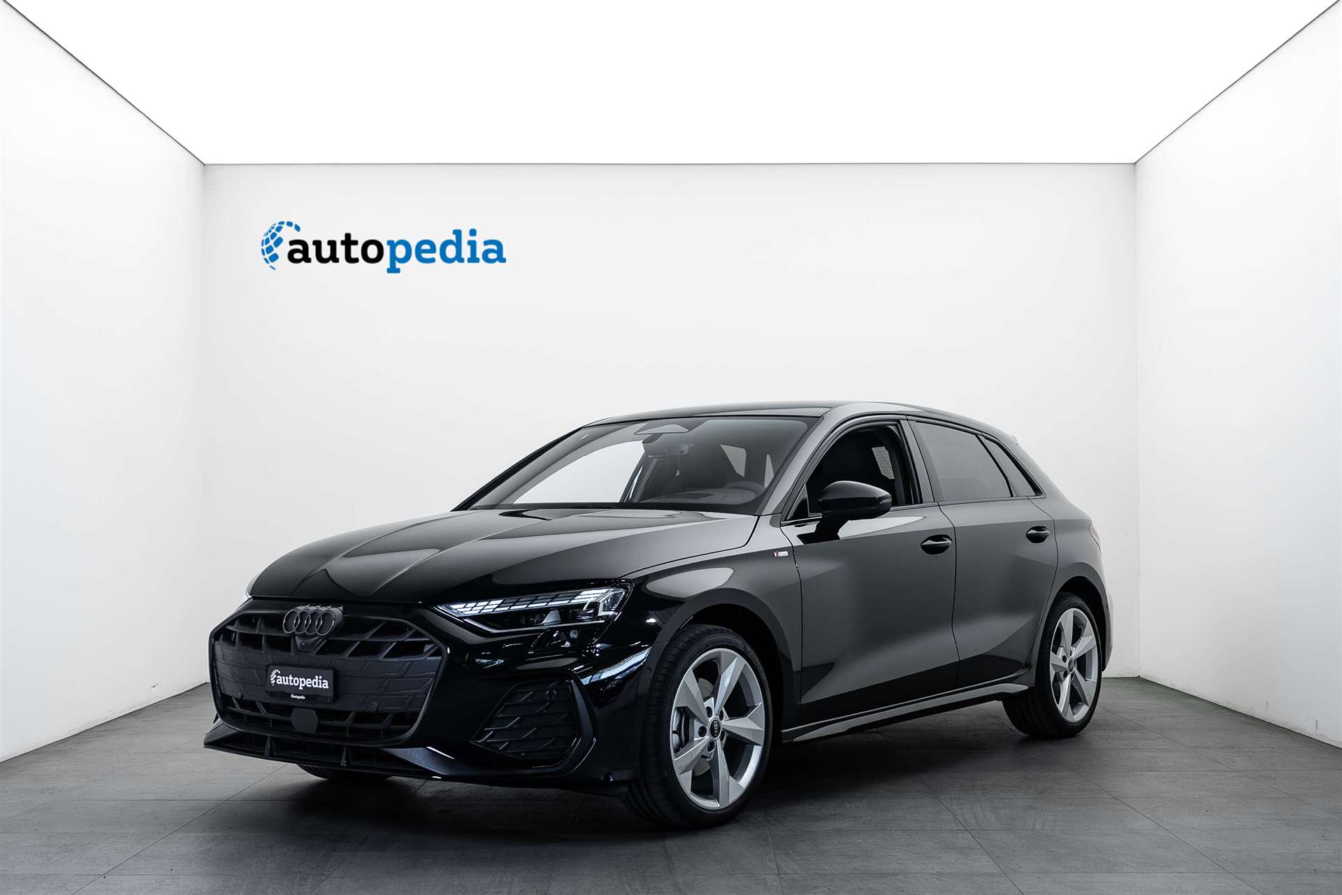 AUDI A3 Sportback 40 TFSi quattro S Line S-Tronic Automat-image-0