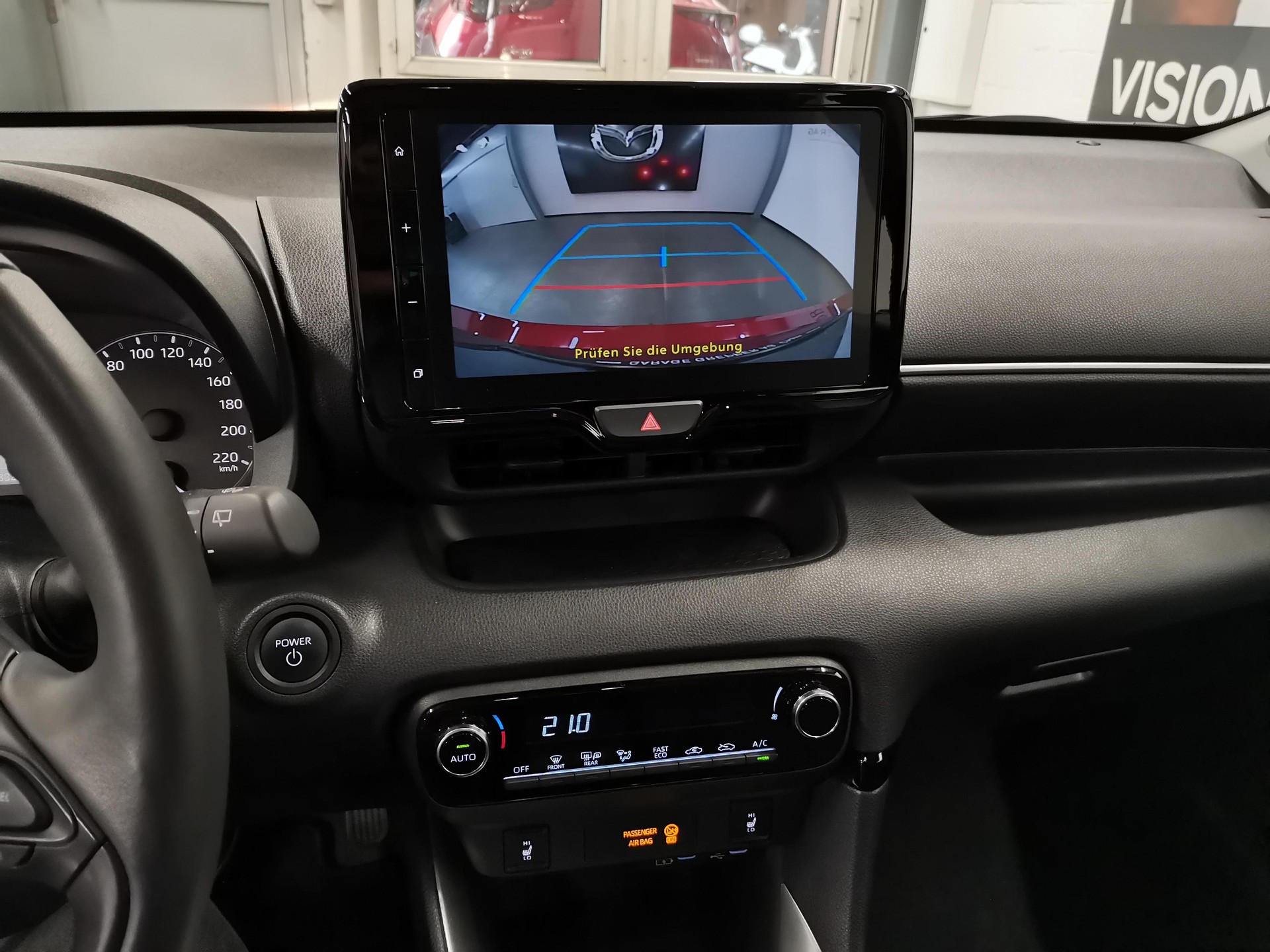 MAZDA 2 1.5 Hybrid Exclusive-Line-image-8