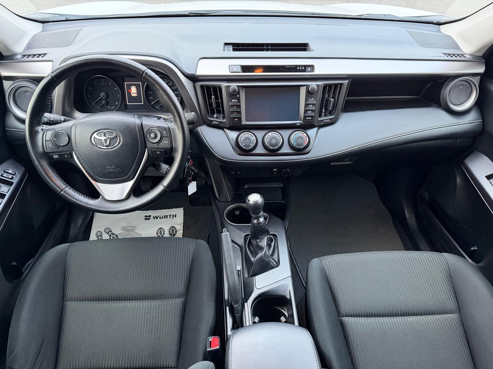 TOYOTA RAV4 2.0i VMa Active-image-10