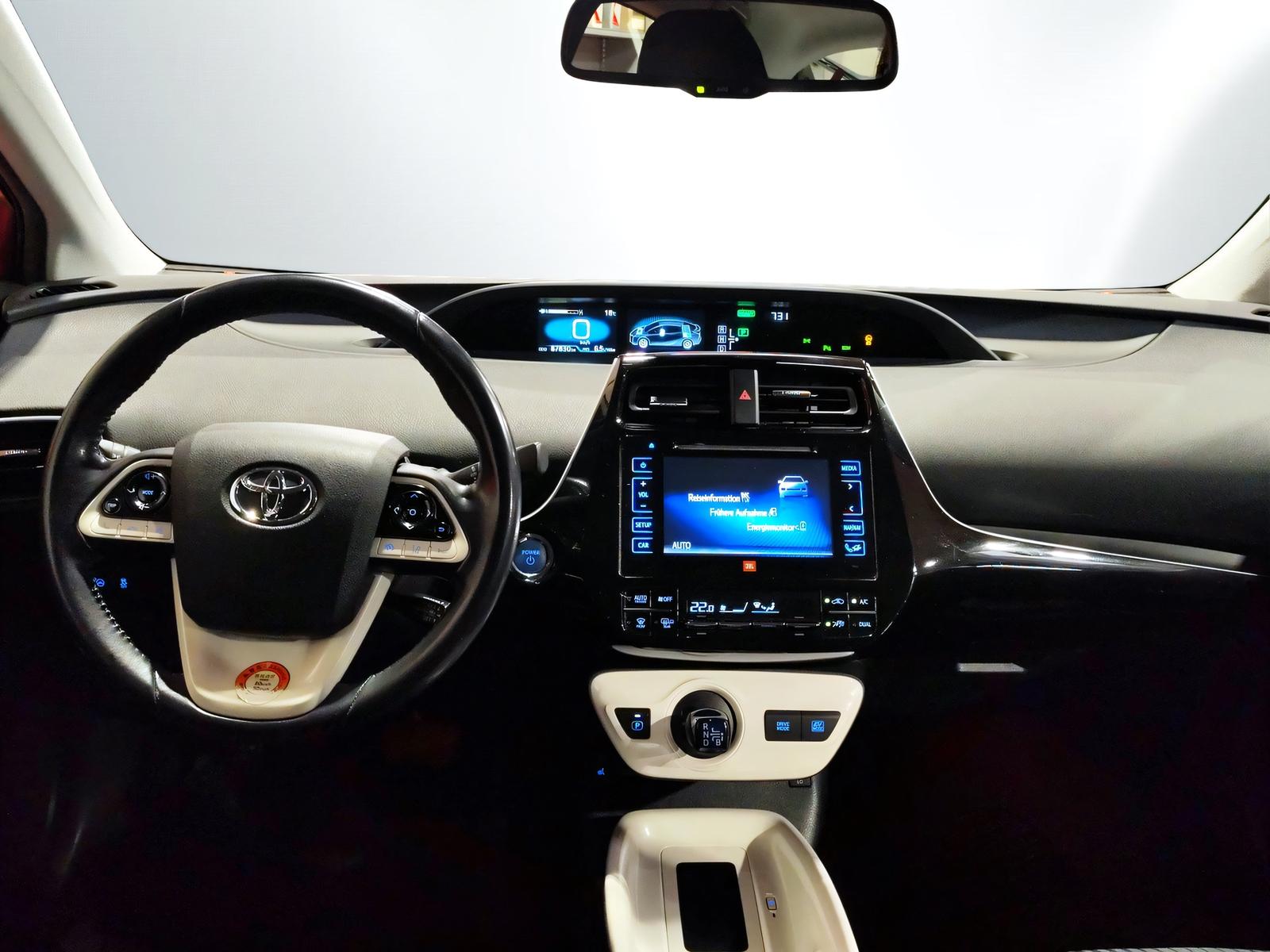 TOYOTA Prius 1.8 VVTi HSD Sol Premium-image-9