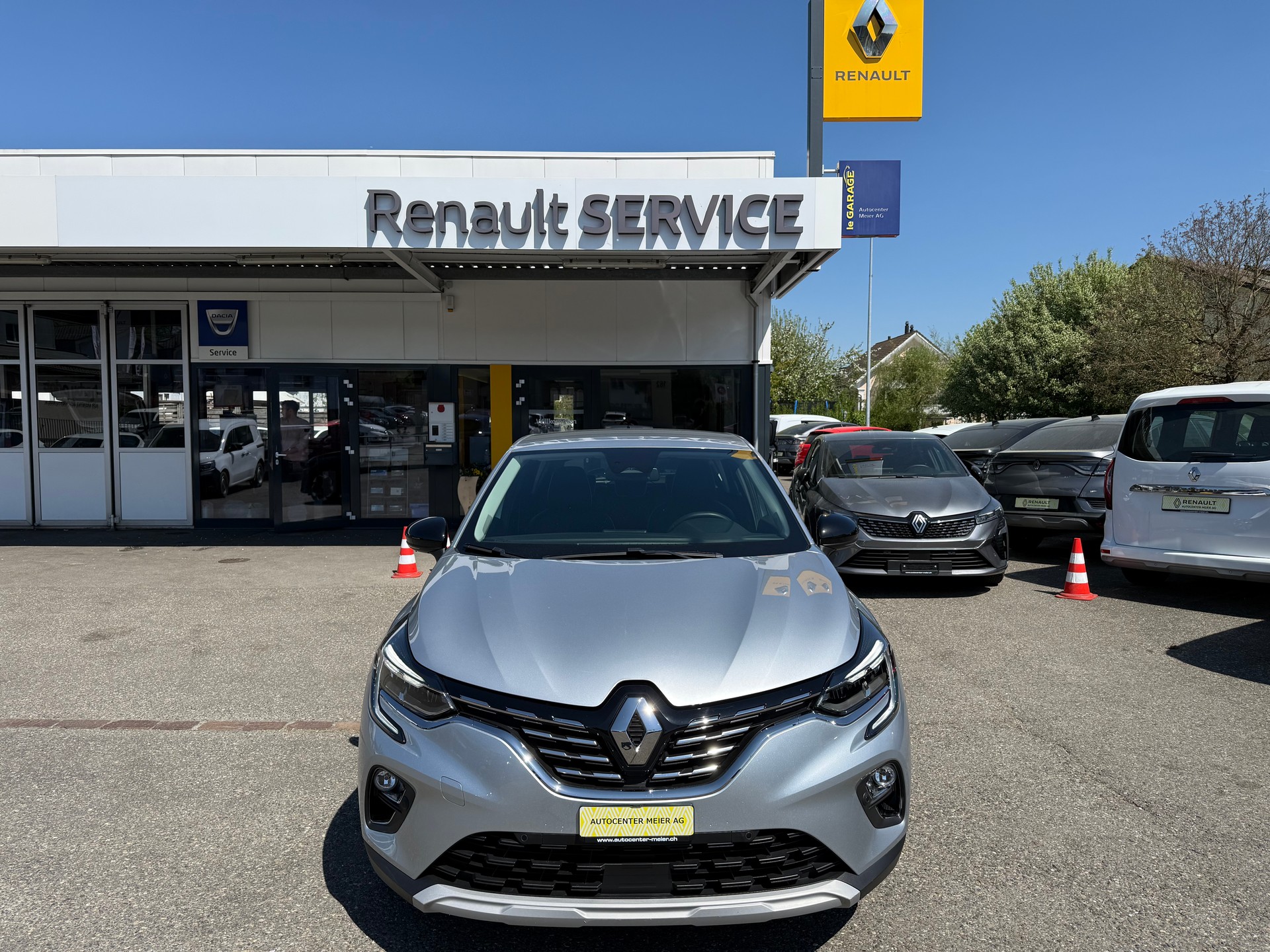 RENAULT Captur 1.3 TCe EDC Intens EDC-image-0