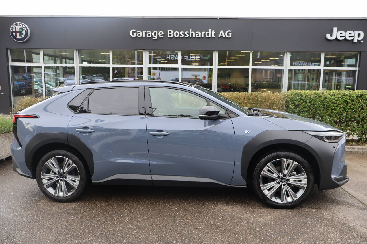 SUBARU Solterra eV Luxury AWD-image-0