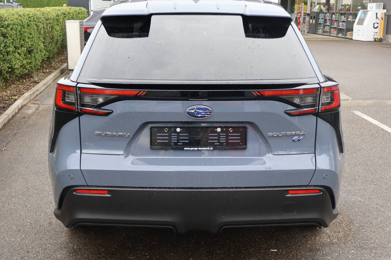 SUBARU Solterra eV Luxury AWD-image-3
