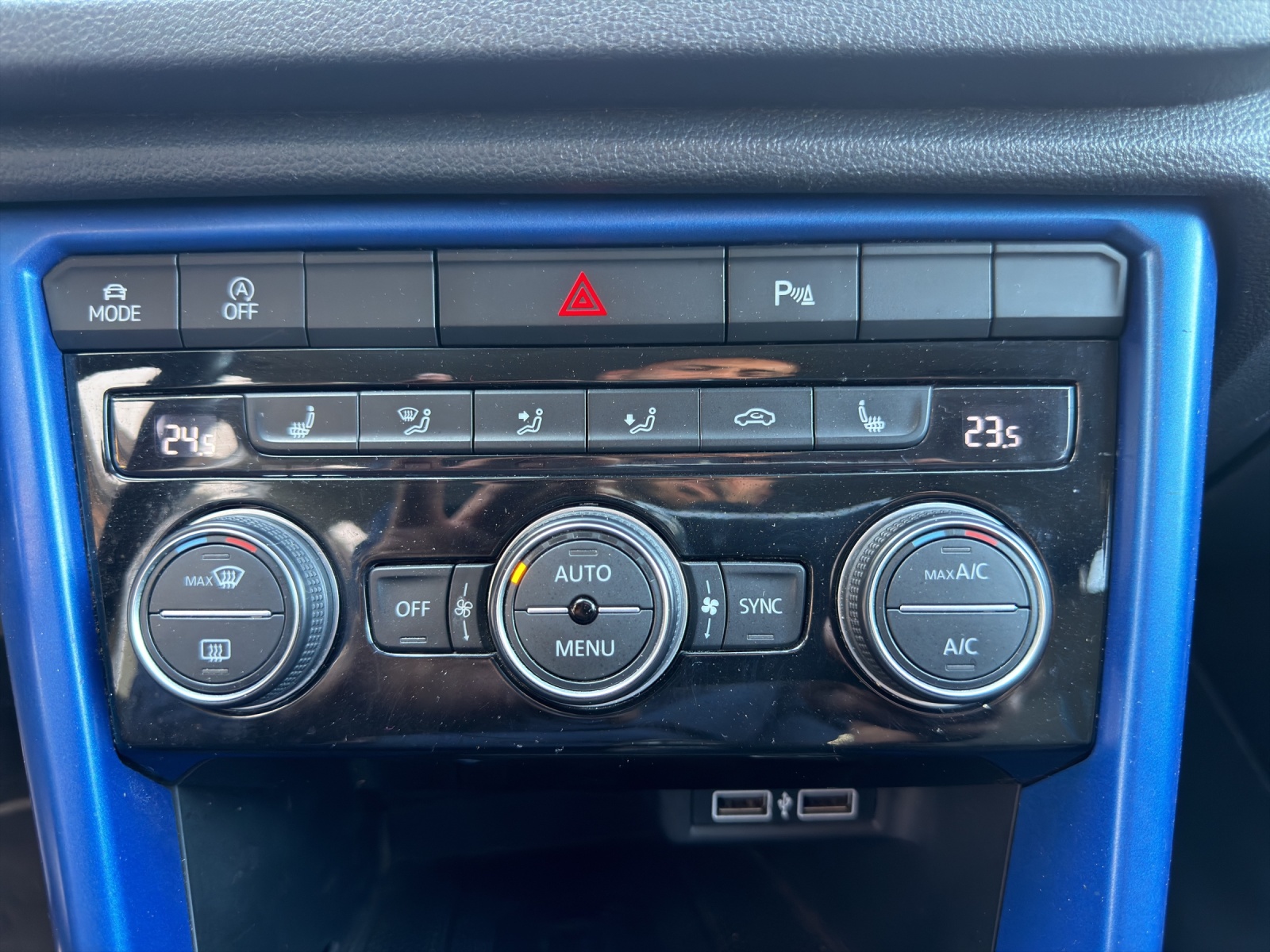 VW T-Roc 1.0 TSI Advance-image-15