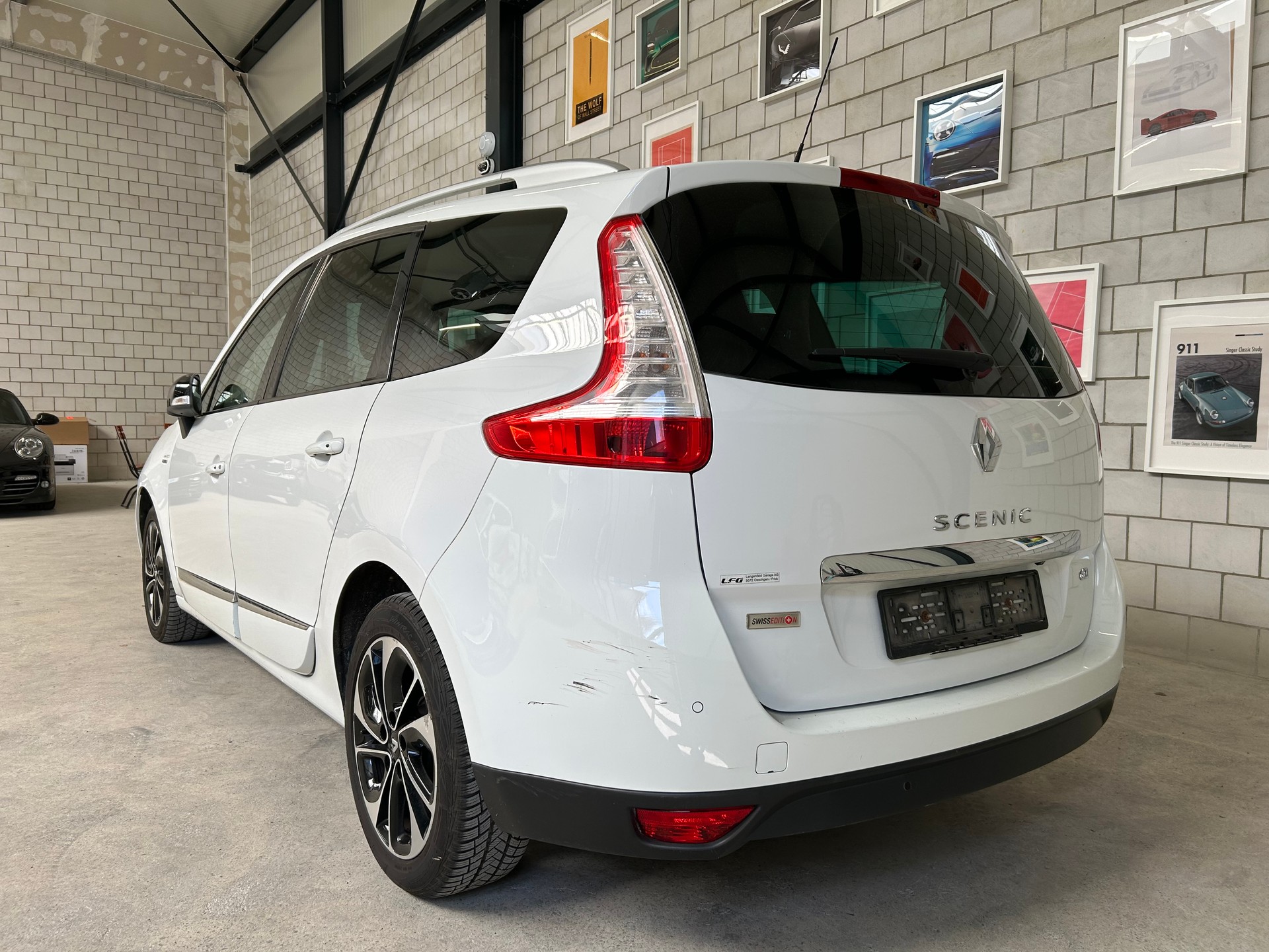 RENAULT Grand Scénic 1.5 dCi Swiss Edition EDC-image-2