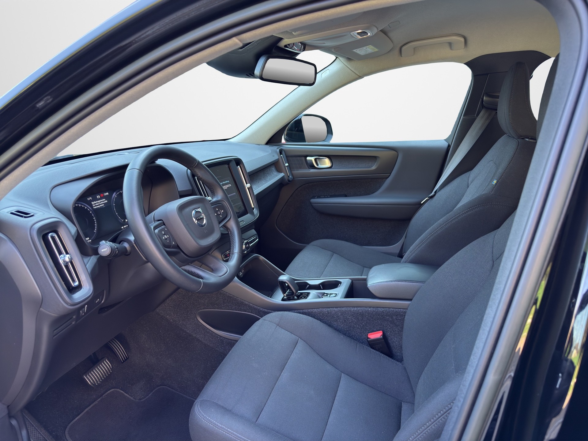 VOLVO XC40 1.5 T2 Essential-image-7