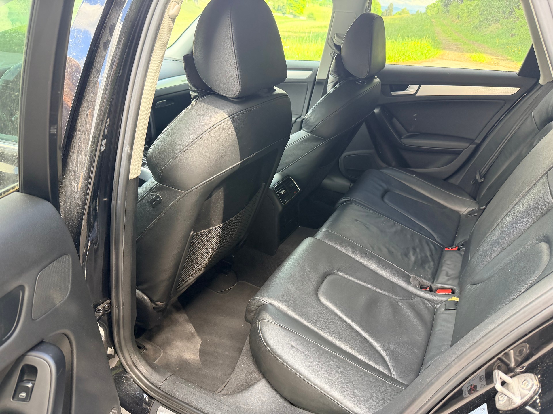 AUDI A4 Avant 3.0 TDI quattro tiptronic-image-8