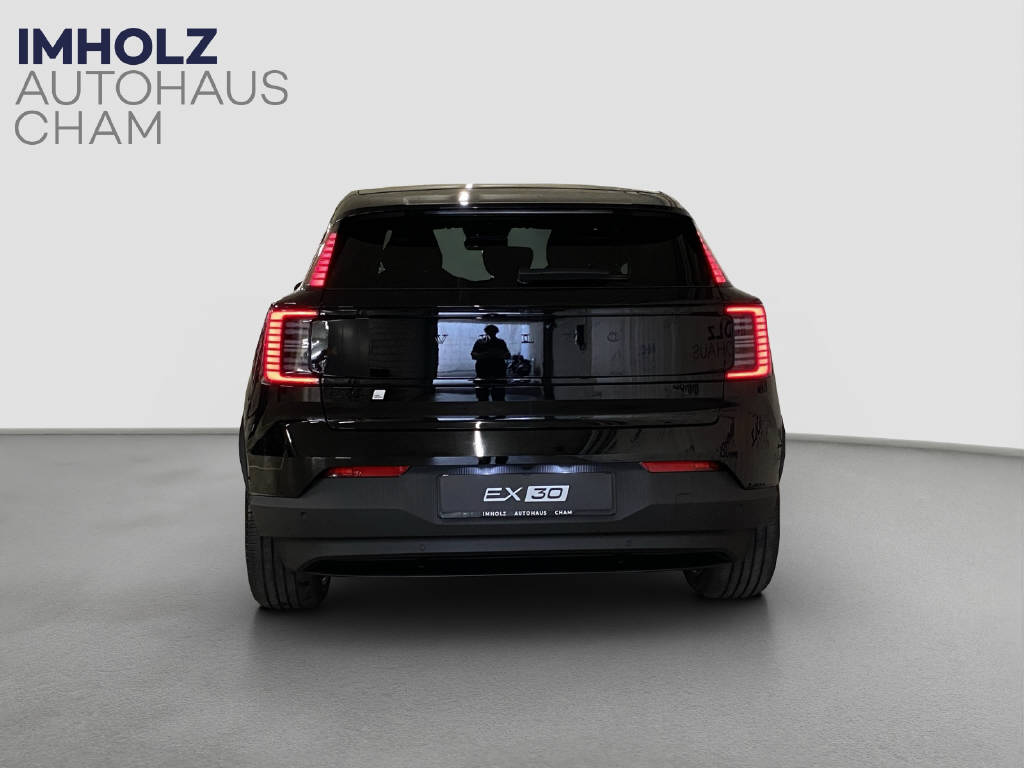 VOLVO EX 30 P8 Twin Ultra Black Edition AWD-image-5