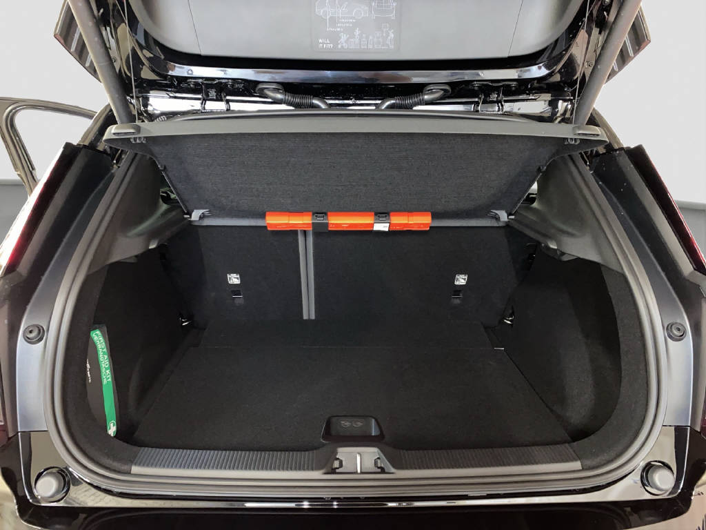 VOLVO EX 30 P8 Twin Ultra Black Edition AWD-image-15