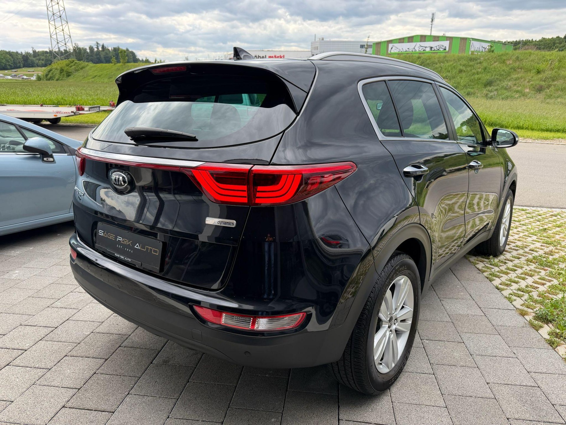 KIA Sportage 1.6 GDi Trend 2WD-image-6