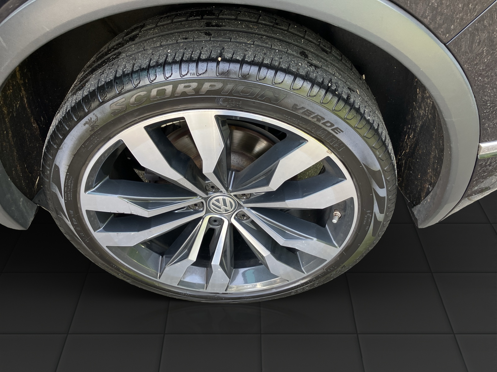 VW Tiguan 2.0TSI Highline 4Motion DSG-image-10