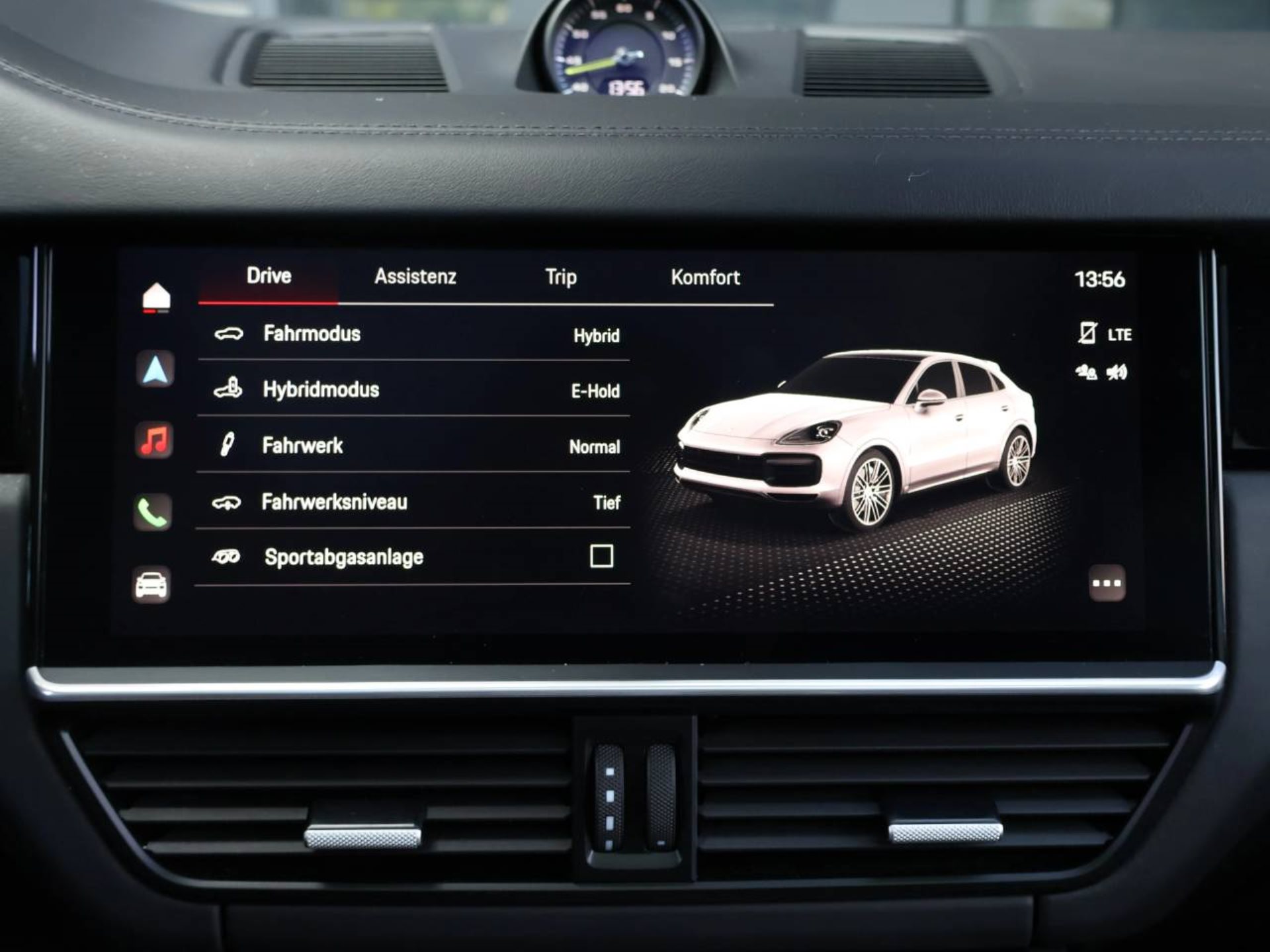 PORSCHE Cayenne Turbo S E-Hybrid Coupé-image-19