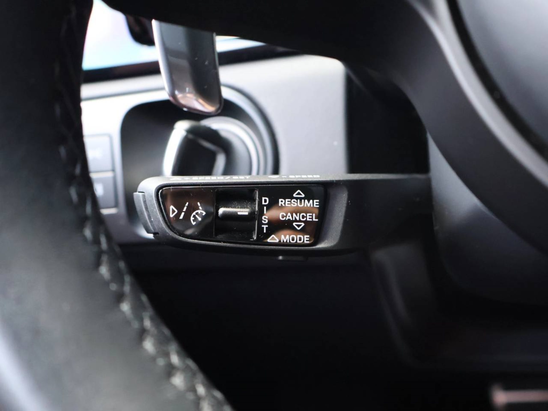 PORSCHE Cayenne Turbo S E-Hybrid Coupé-image-26