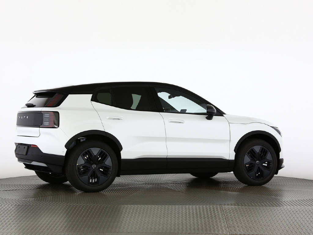 VOLVO EX 30 Cross Country P8 Ultra AWD-image-7