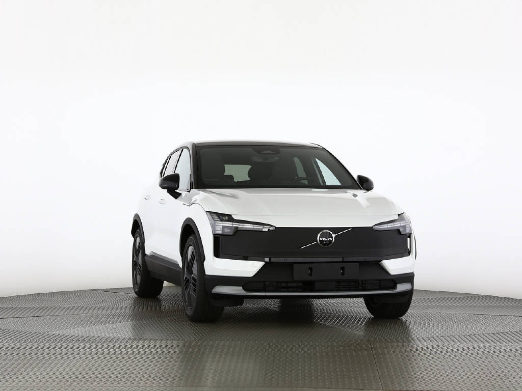 VOLVO EX 30 Cross Country P8 Ultra AWD-image-12