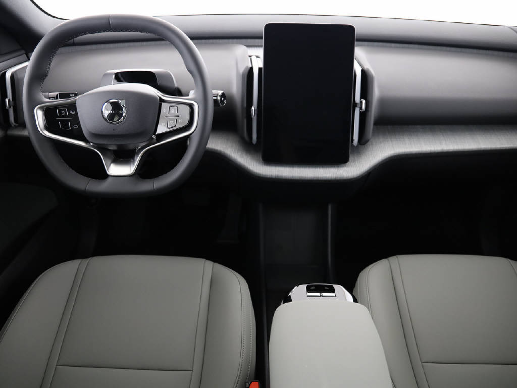 VOLVO EX 30 Cross Country P8 Ultra AWD-image-20