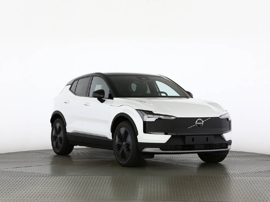 VOLVO EX 30 Cross Country P8 Ultra AWD-image-11