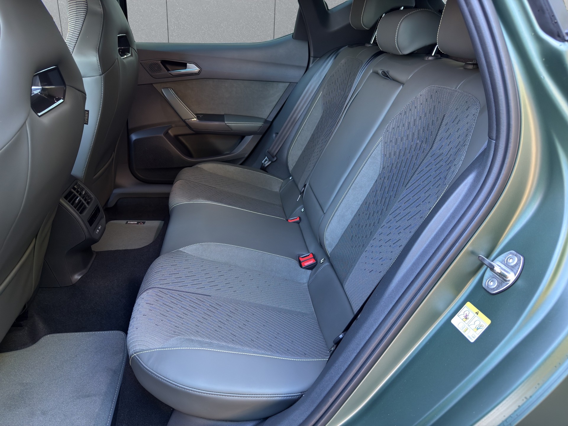 CUPRA LEON 2.0 TSI Prime Edition VZ DSG-image-11