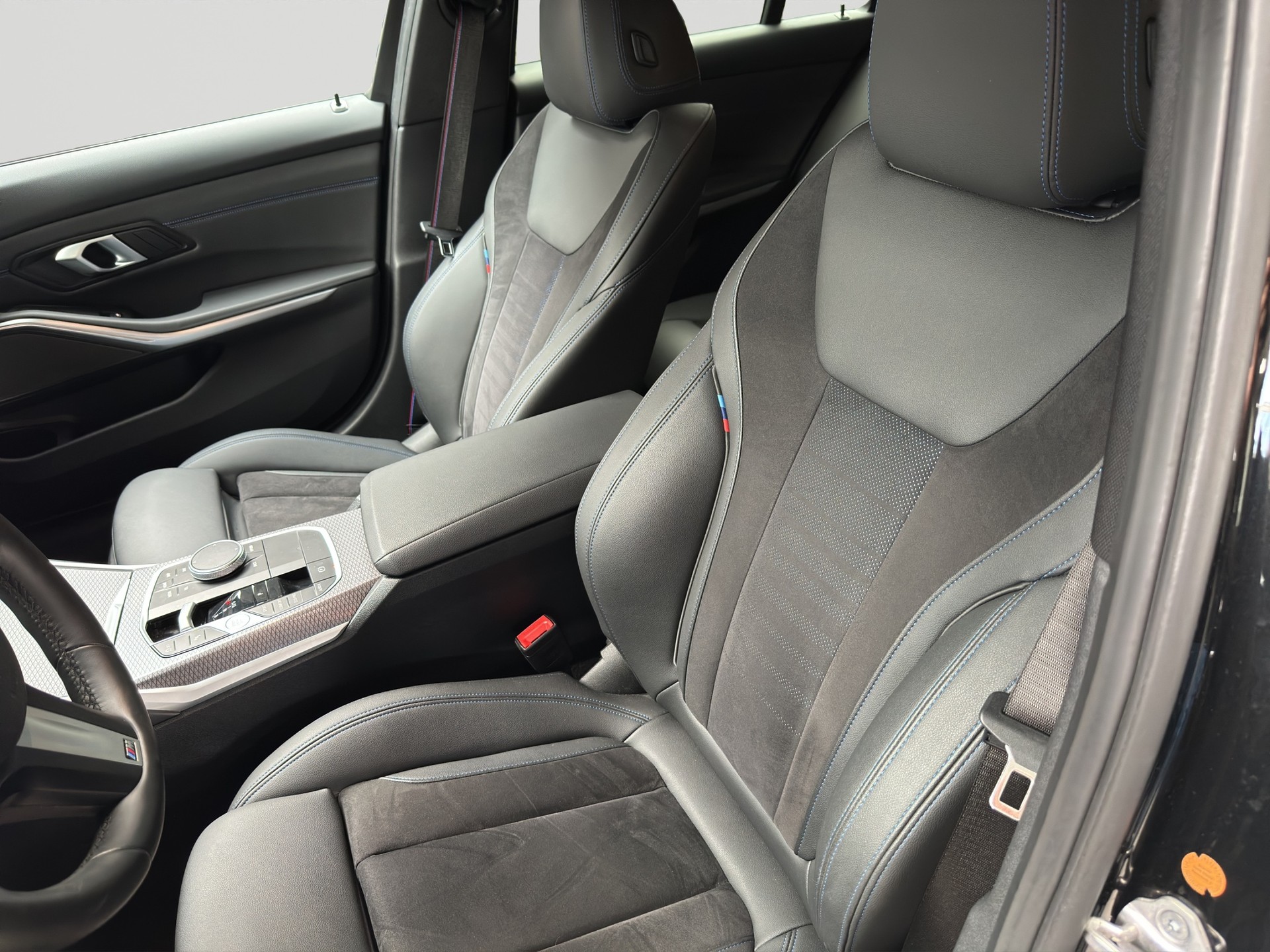 BMW M340d xDrive 48V Touring M Sport Pro Shadow Line Steptronic-image-5