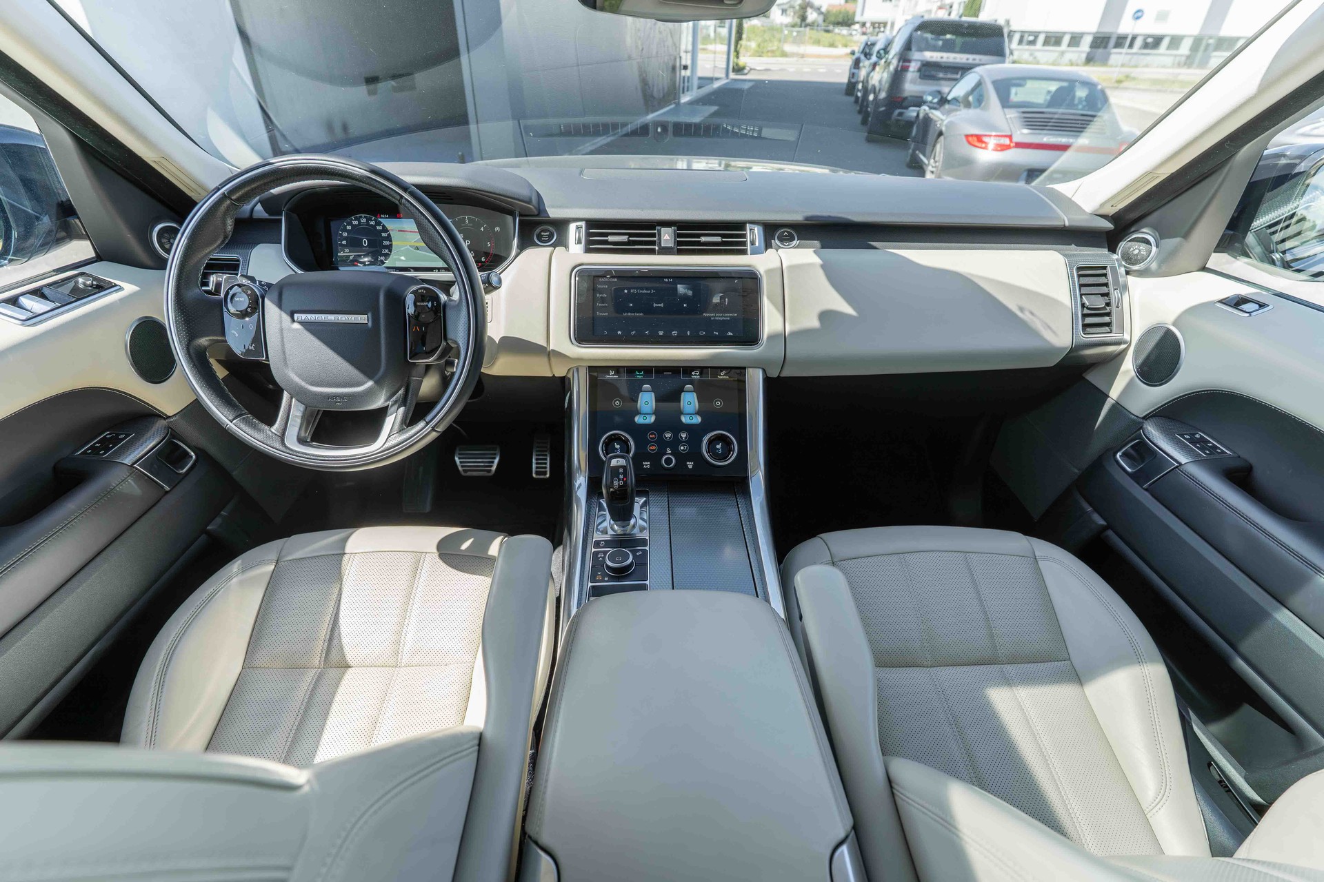 LAND ROVER Range Rover Sport 3.0 SDV6 AB Dynamic Automatic-image-12