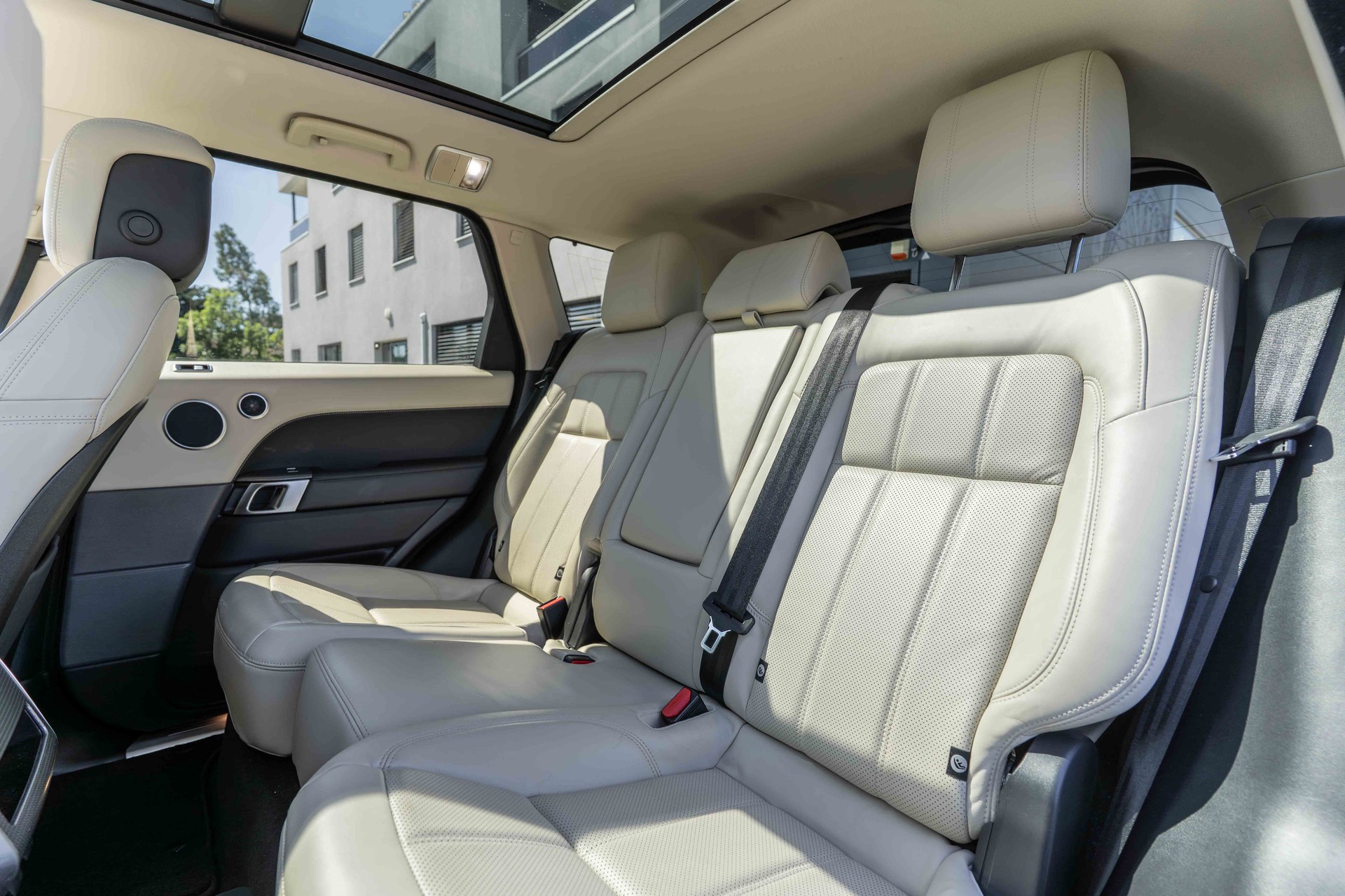 LAND ROVER Range Rover Sport 3.0 SDV6 AB Dynamic Automatic-image-9