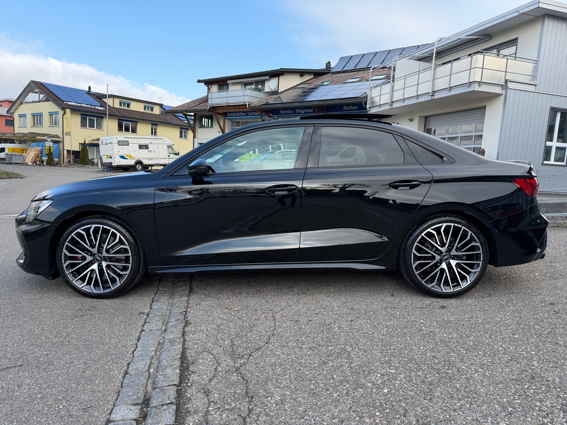 AUDI S3 Limousine TFSI quattro S-tronic *Facelift*Audi Werksgarantie*-showroom-element-3