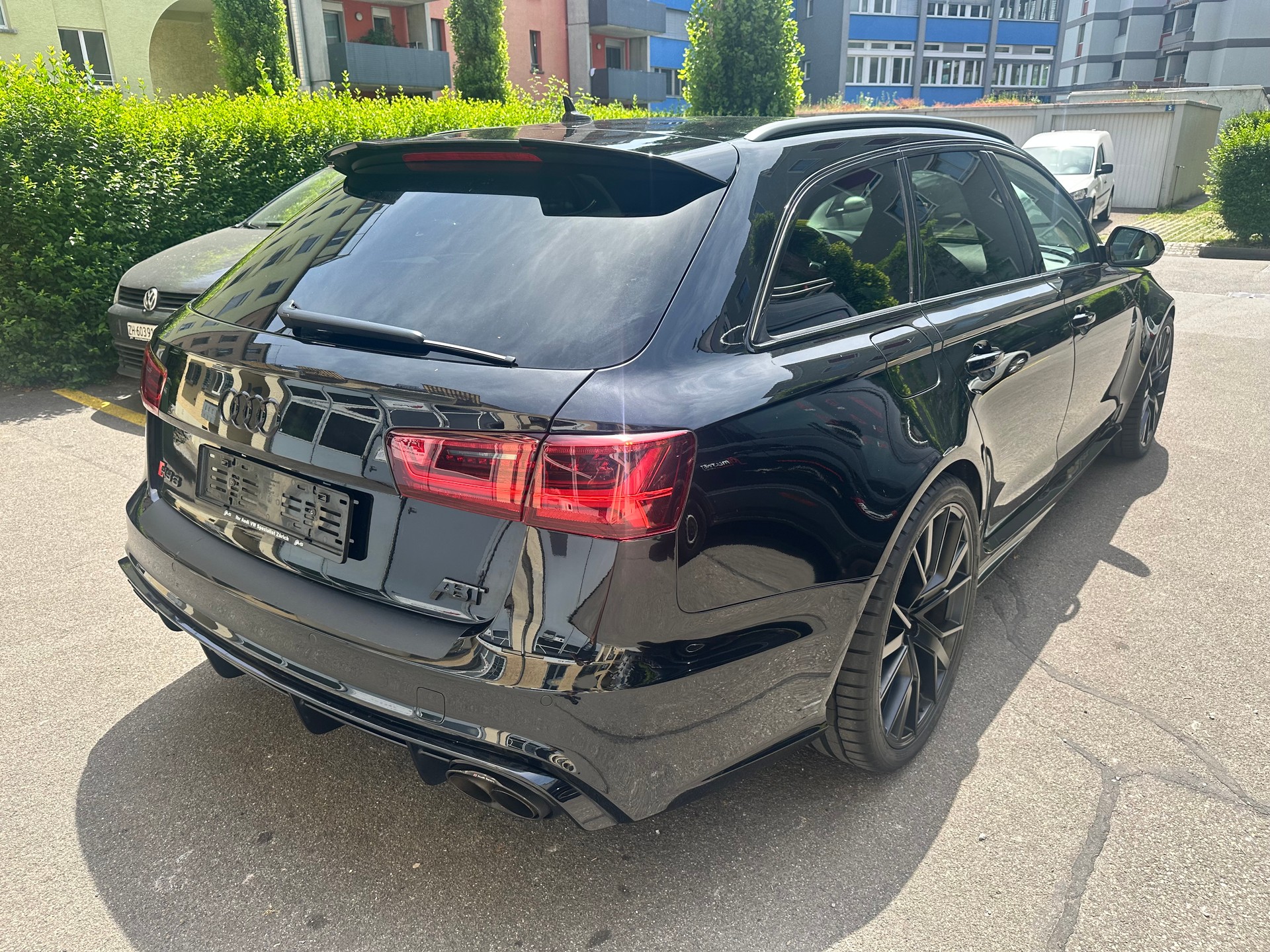AUDI RS6 Avant 4.0 TFSI V8 performance quattro-image-6