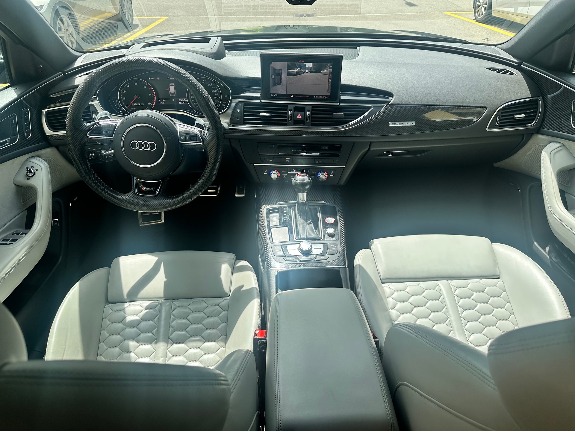 AUDI RS6 Avant 4.0 TFSI V8 performance quattro-image-10