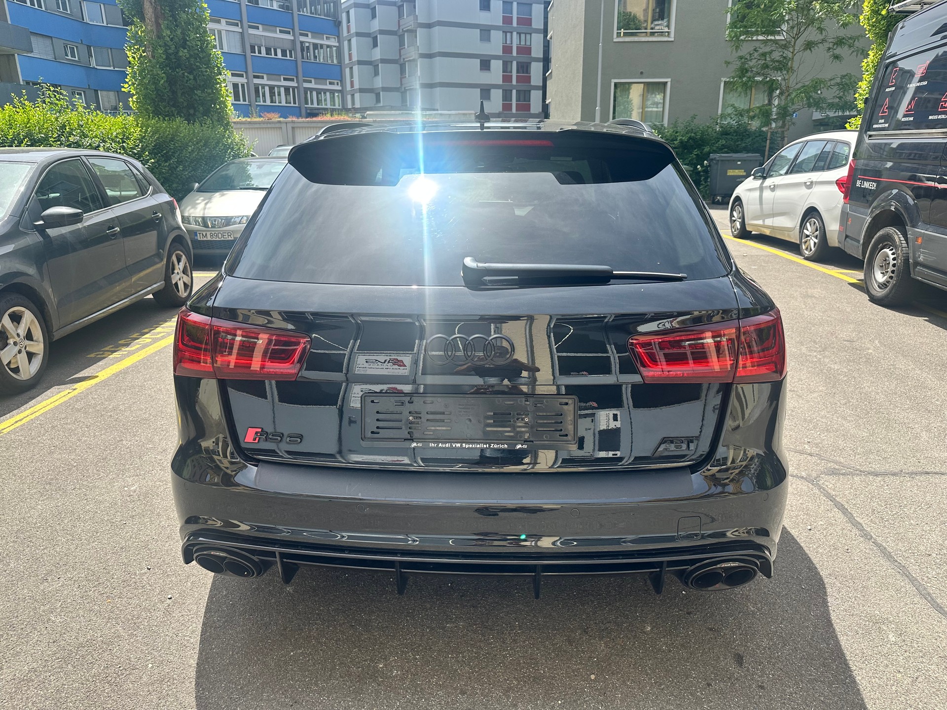 AUDI RS6 Avant 4.0 TFSI V8 performance quattro-image-4
