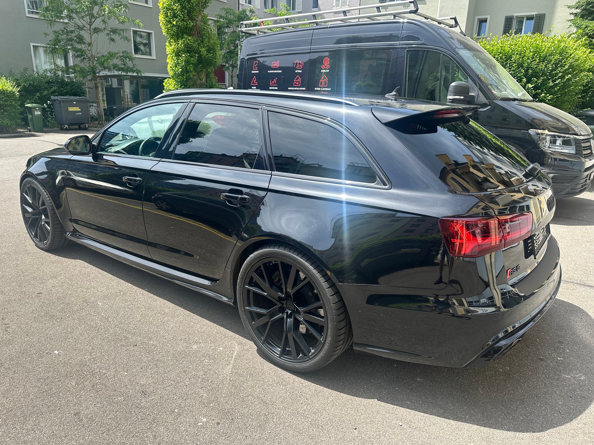 AUDI RS6 Avant 4.0 TFSI V8 performance quattro-image-3