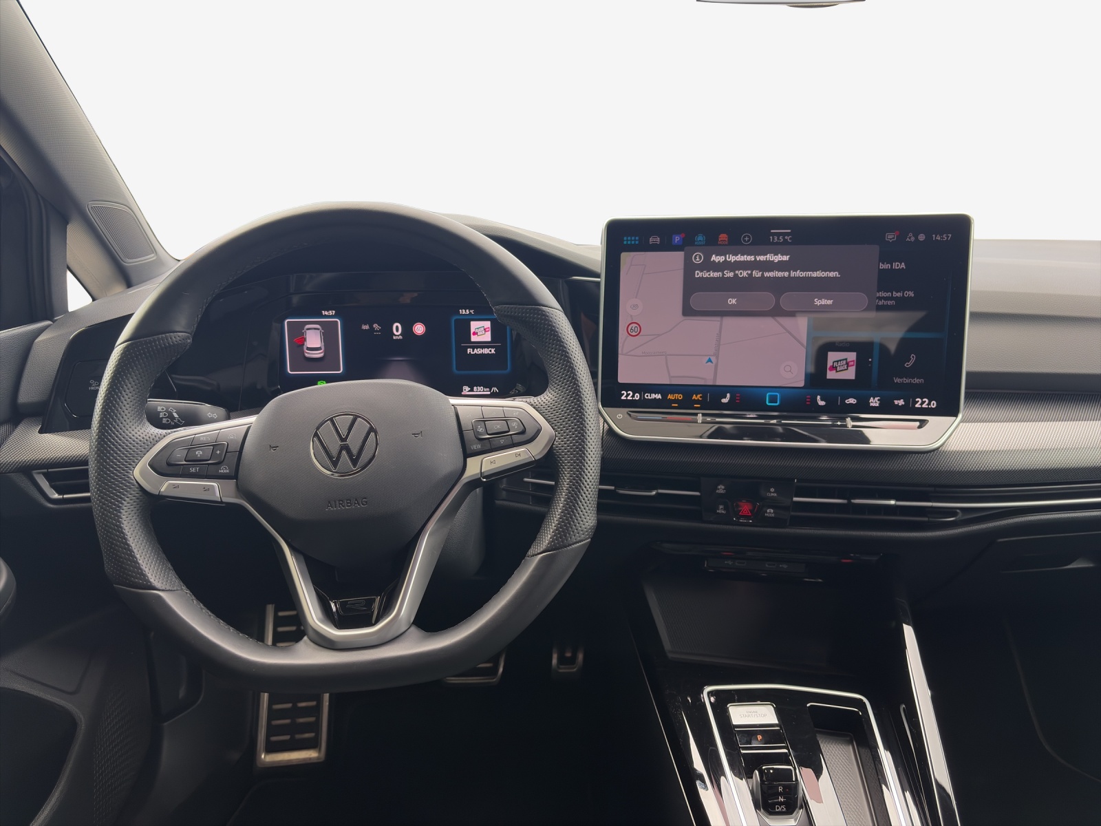 VW Golf 1.5 e TSI mHEV R-Line DSG-image-8