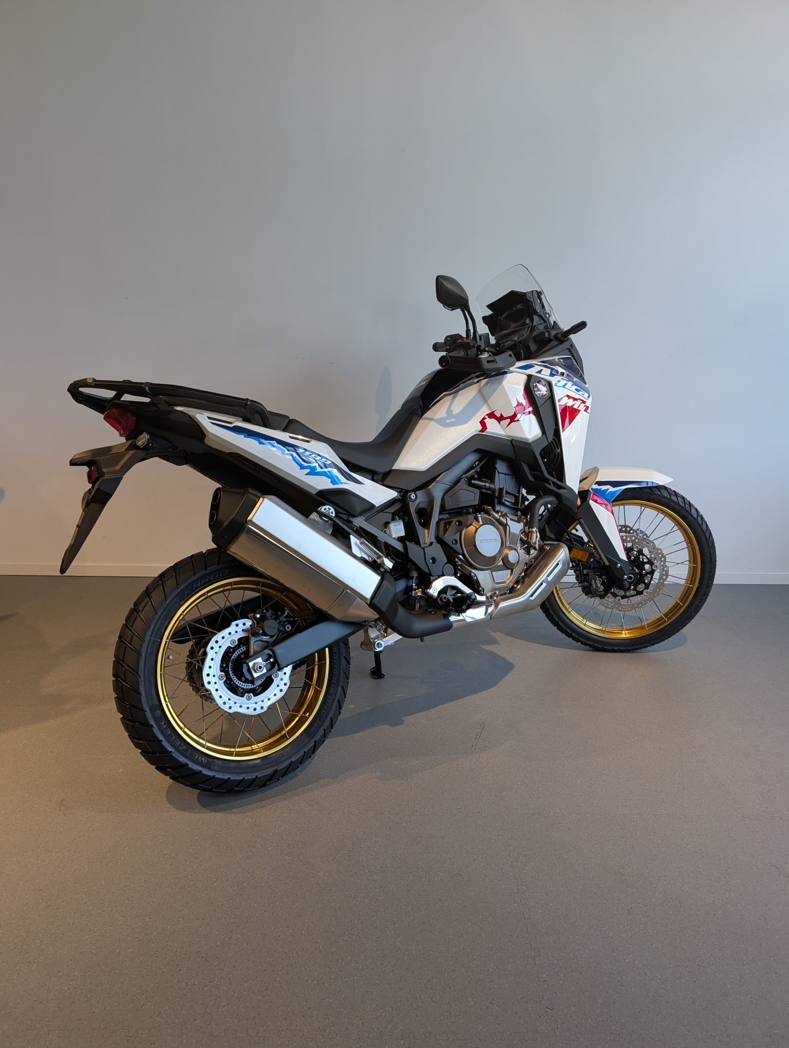 HONDA CRF 1100 Africa Twin-image-2