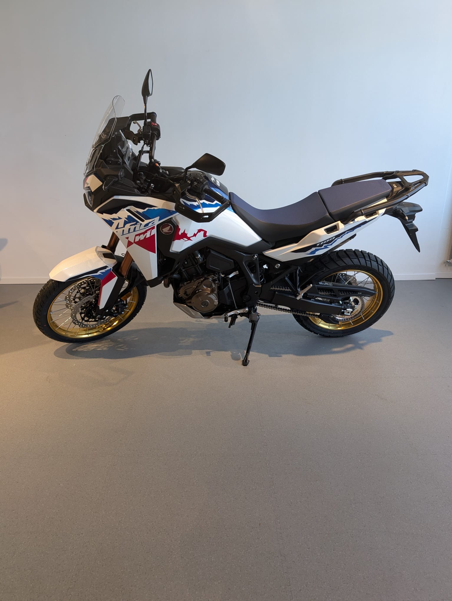 HONDA CRF 1100 Africa Twin-image-5