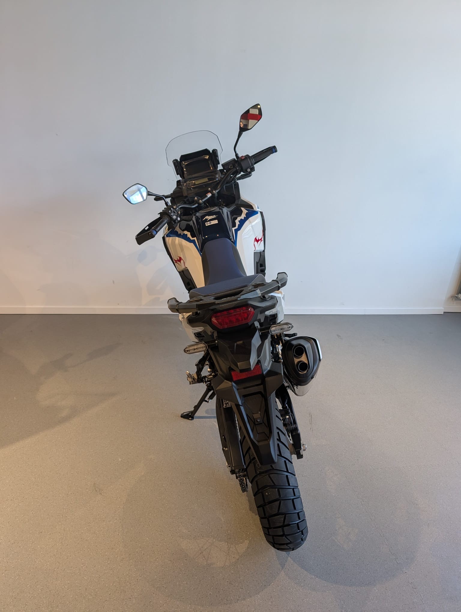 HONDA CRF 1100 Africa Twin-image-3