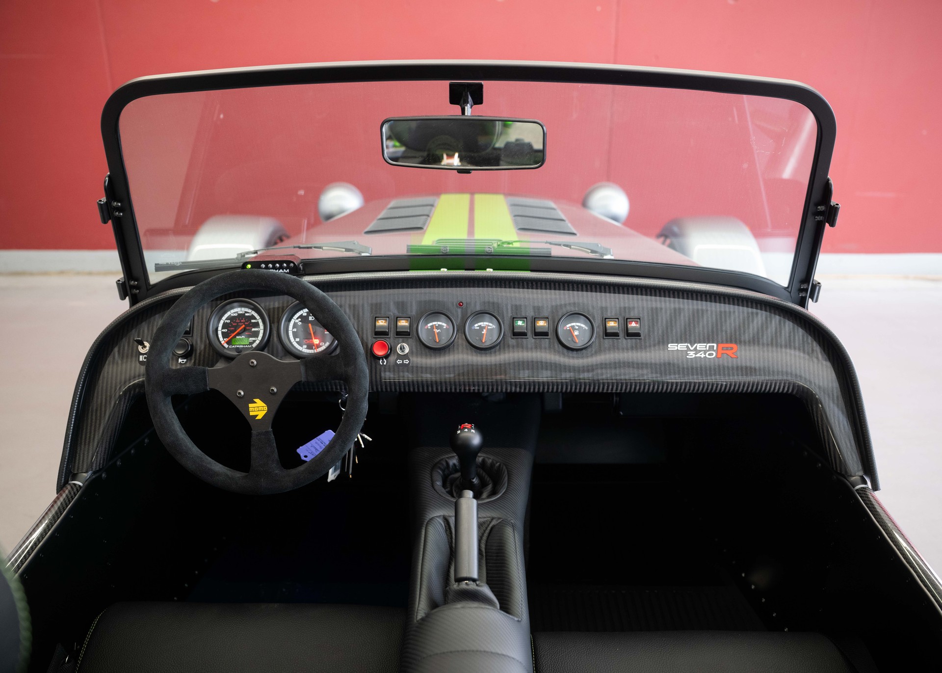 CATERHAM Seven 340R SV (MY26, Swiss new car, Chainmail Silver exclusive paint, Signature Sport Hex seats, 24-month factory warranty)-image-16