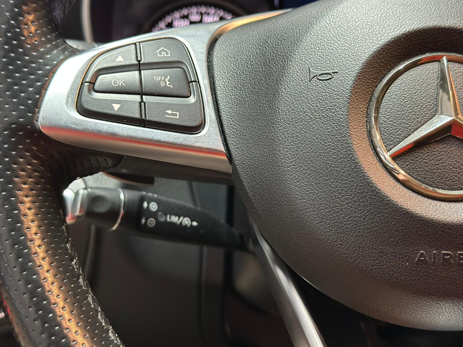 MERCEDES-BENZ C 400 AMG Line 4Matic 7G-Tronic-image-14