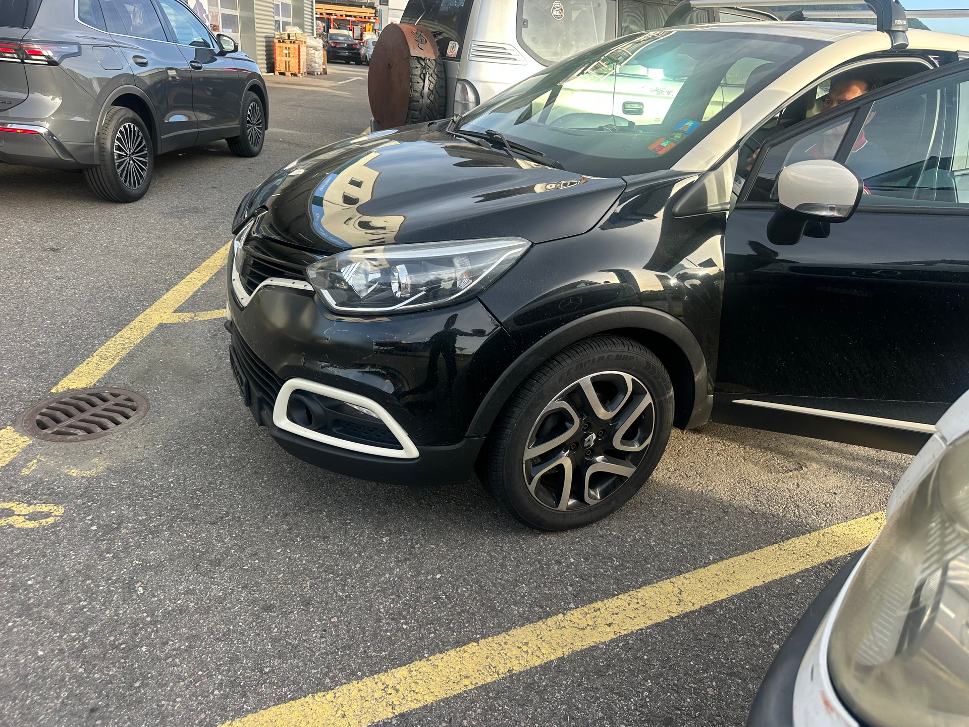 RENAULT Captur 1.5 dCi Privilège-image-5