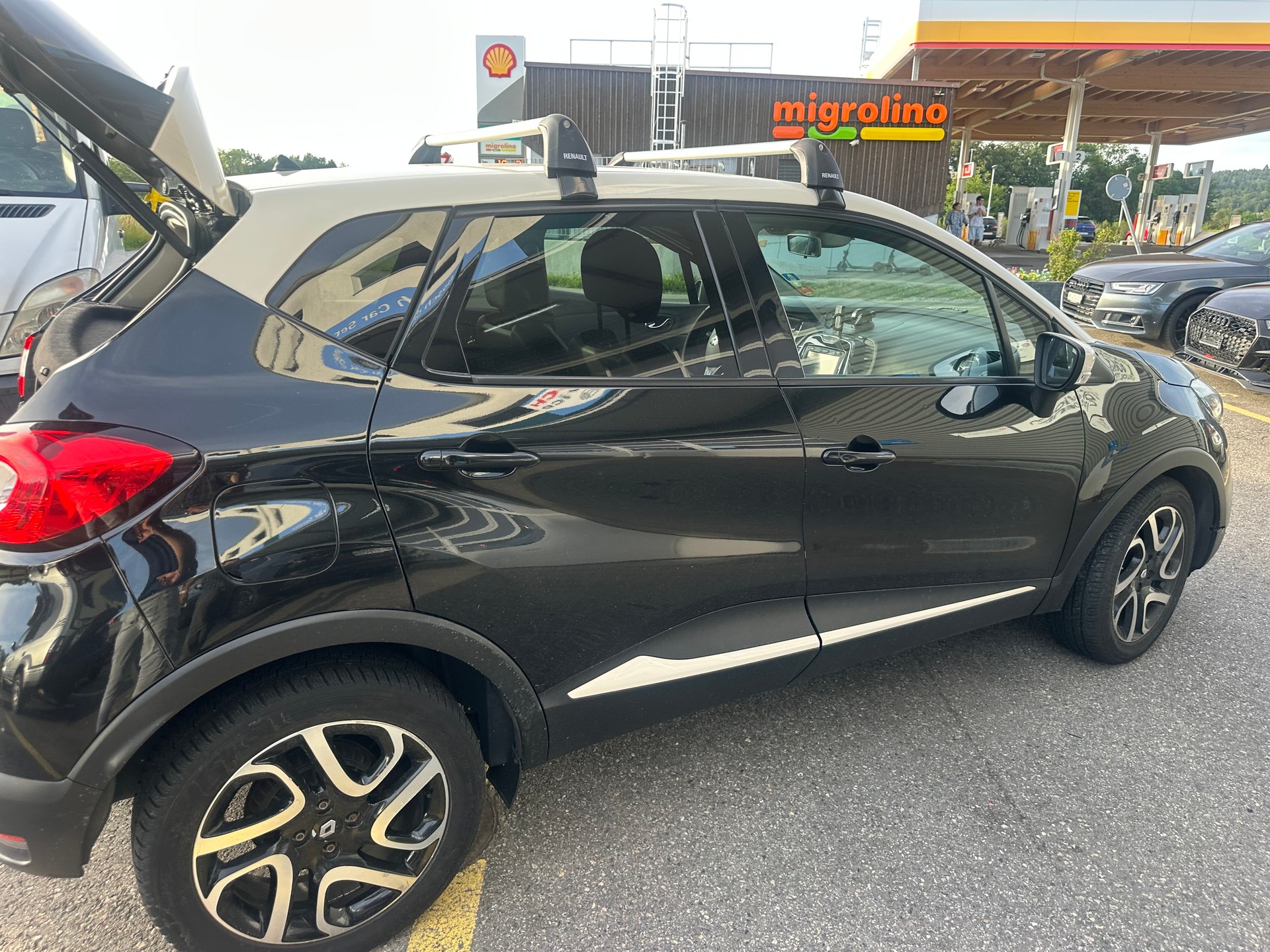 RENAULT Captur 1.5 dCi Privilège-image-2