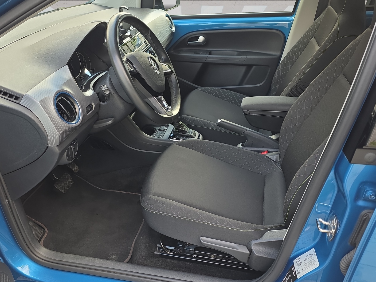 SKODA Citigo e Style-image-4