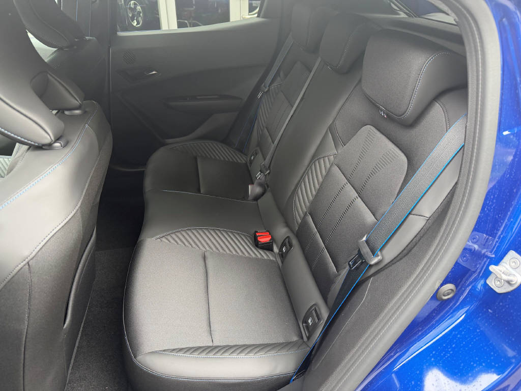 RENAULT Clio 1.8 E-Tech esprit Alpine-image-12