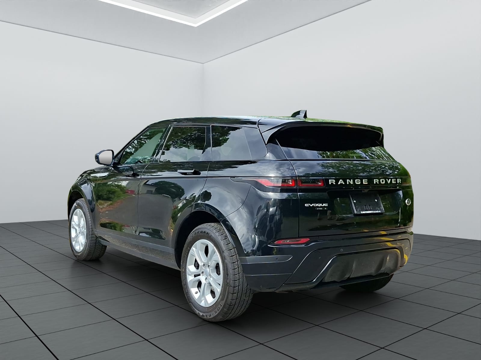 LAND ROVER Range Rover Evoque D 150 S AT9-image-4