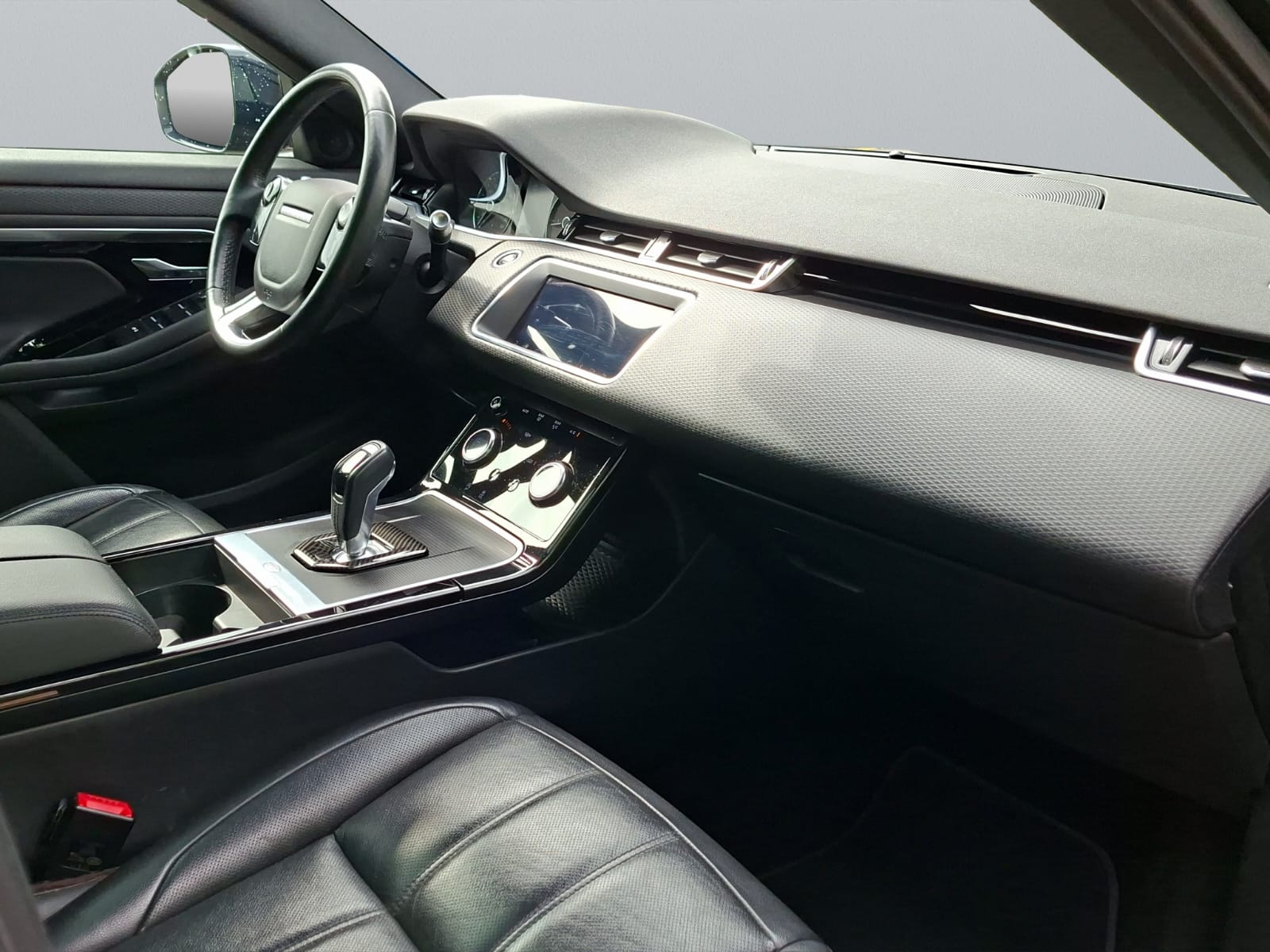 LAND ROVER Range Rover Evoque D 150 S AT9-image-13