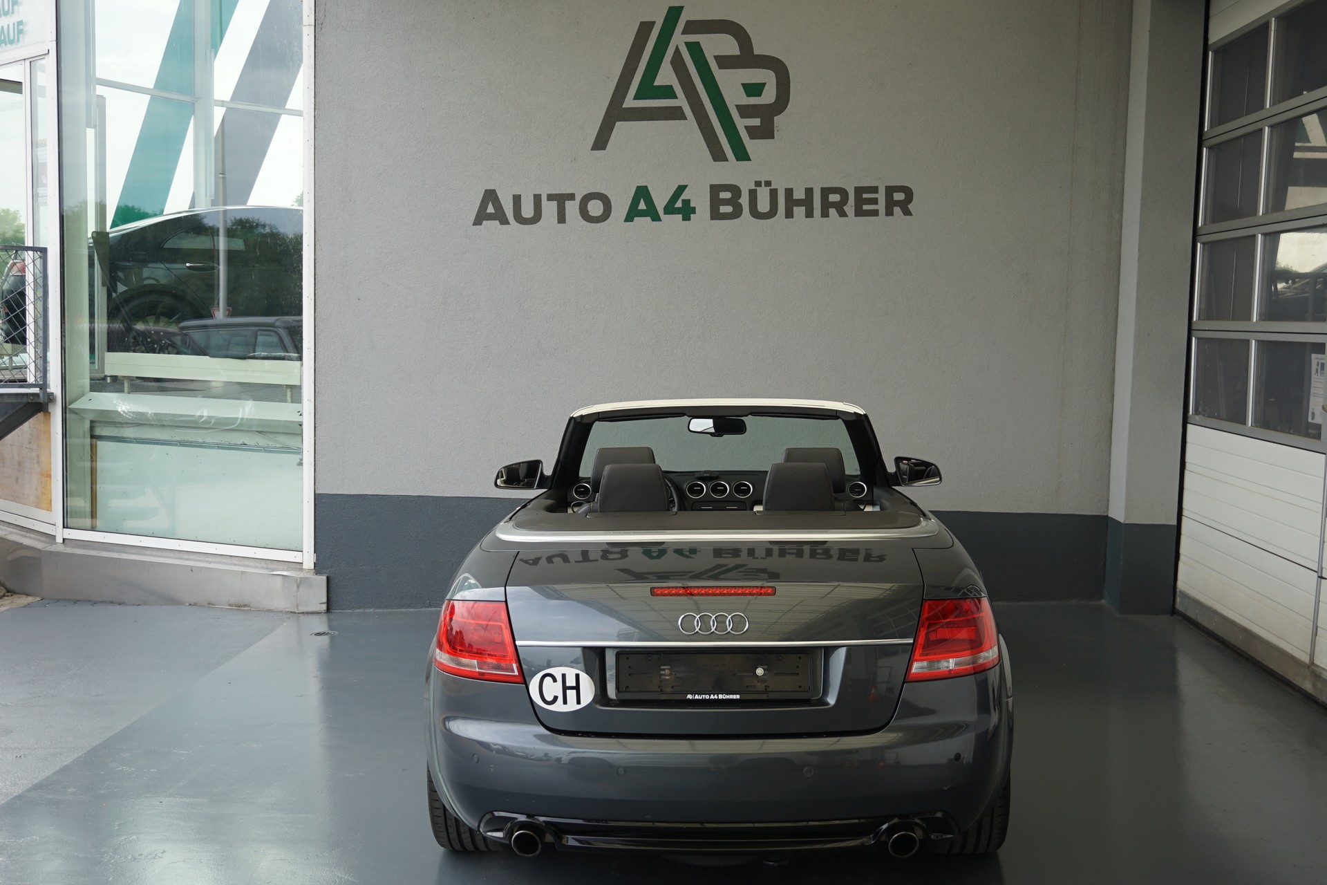 AUDI A4 Cabriolet 3.2 FSI quattro Automat 255PS-image-15