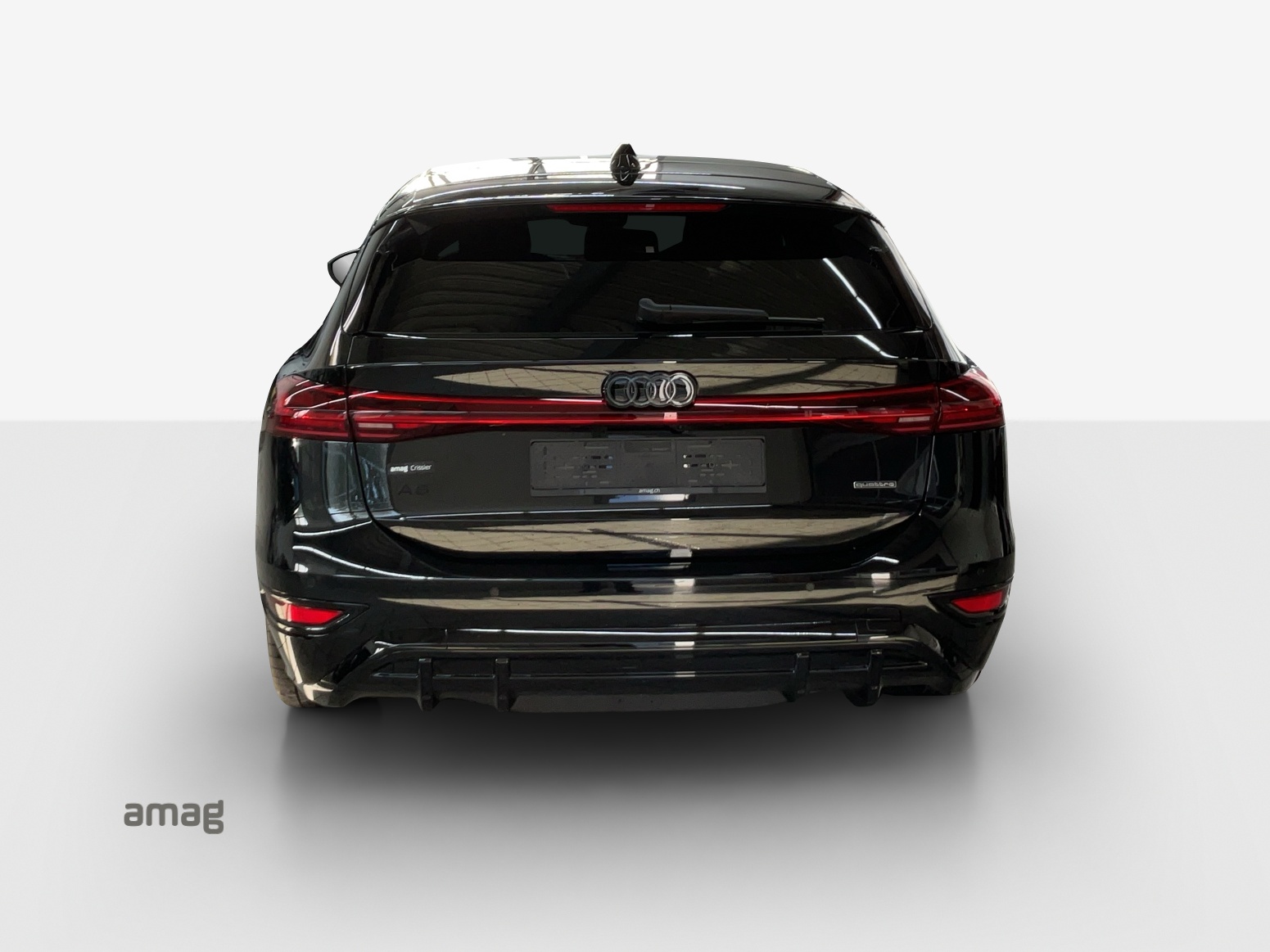 AUDI A6 Avant e-tron quattro-image-3